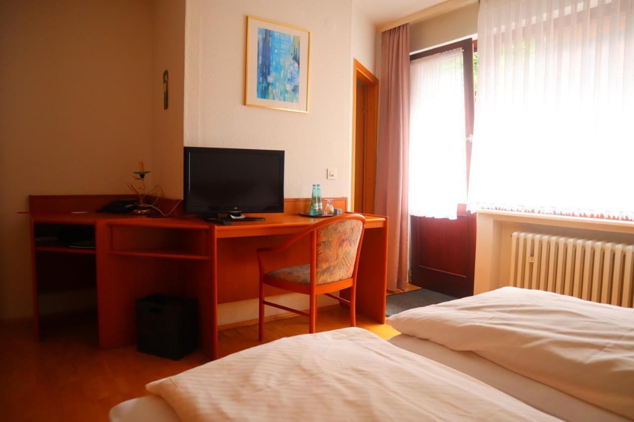 Pension Zur Harburg Hotel Uslar Bagian luar foto